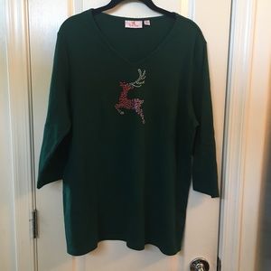 Dark green v neck t-shirt
